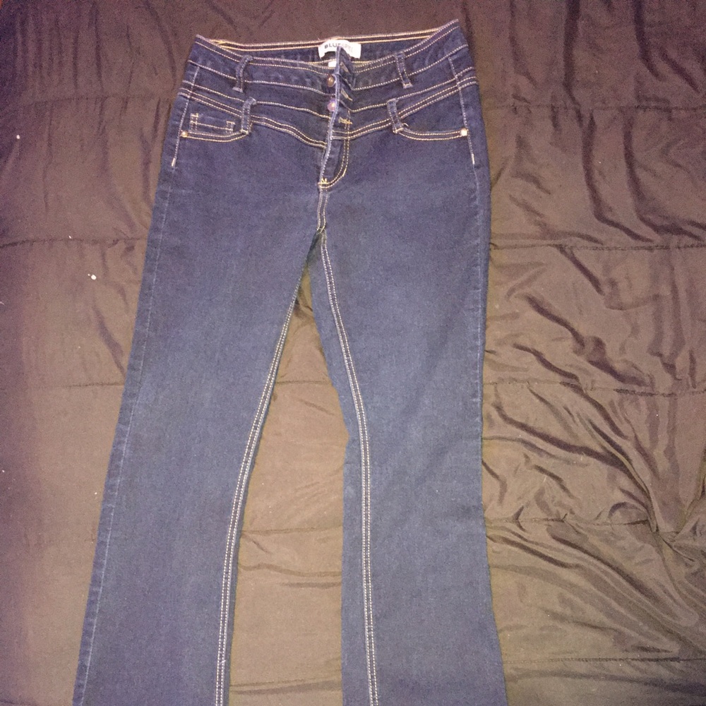 High waisted jeans
